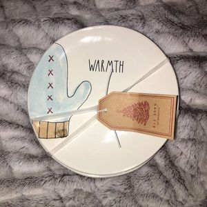 Rae Dunn winter plate set